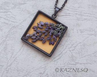 Collier pendentif Keum Boo en argent oxydé carré feuilles colorées