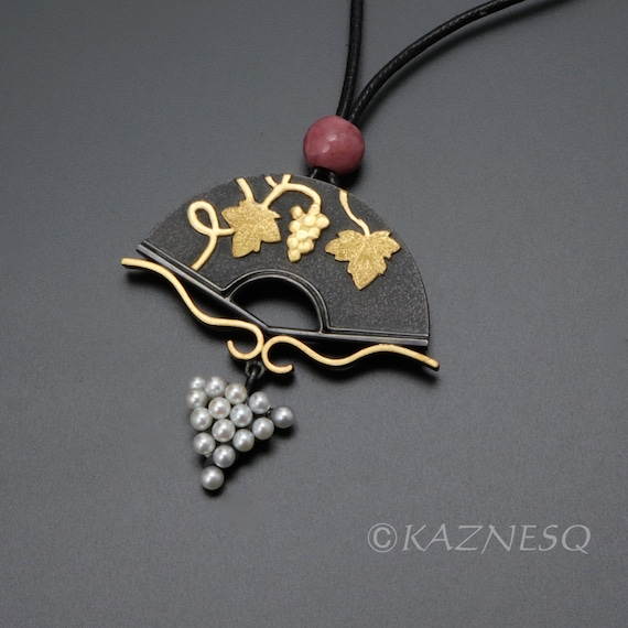 Traditional Japanese Necklace 2025