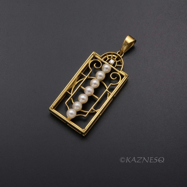 Art Ｄeco style pendant, 18K yellow gold pendant, akoya pearl pendant, diamond pendant