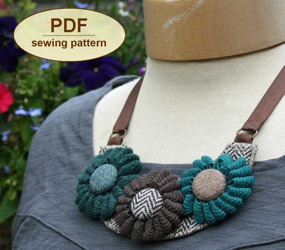 Bib Necklace PDF Sewing Pattern,  Fabric Necklace Tutorial, Rick Rack Flower Instructions, DIY Craft, Instant Download, Slow Stitch Project