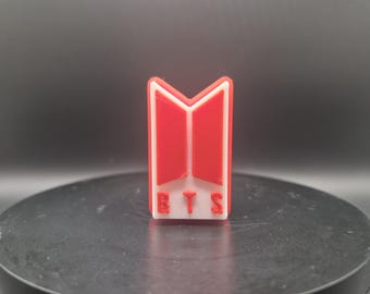 BTS- Clicker/keychains red and white