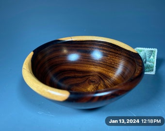 Desert Ironwood G+ Bowl #15517 made by Smithsonian Artist, David Walsh***