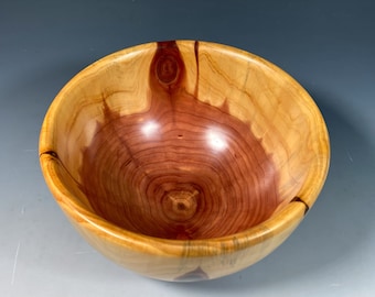 Eastern Red Cedar G+ Bowl #15506 made by Smithsonian Artist, David Walsh (cmts)