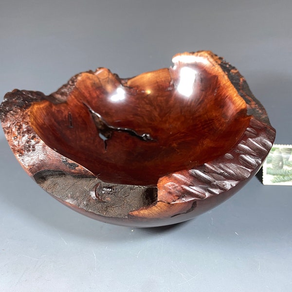 Manzanita Burl G+ Bowl #15427 made by Smithsonian Artist, David Walsh***