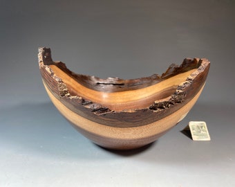 Black Walnut G+ Bowl #15491 made by Smithsonian Artist, David Walsh