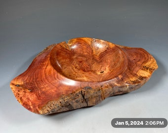 Eastern Red Cedar G+ Bowl #15552 made by Smithsonian Artist, David Walsh.