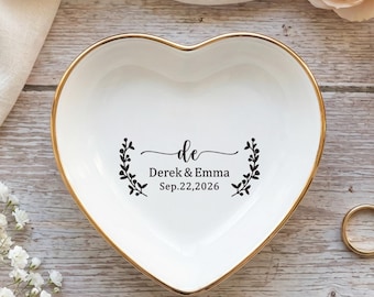 Custom Couple Name Jewelry Tray, Wedding Date Keepsake, Engagement Gift, Bridal Shower Gift, Anniversary Gift