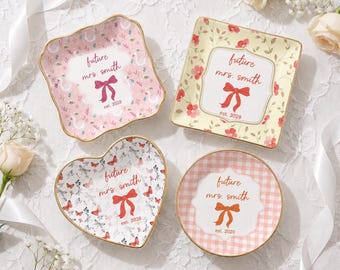 Personalized Future Mrs Ring Dish, Custom Bride Name Jewelry Tray, Engagement Gift, Bridal Shower Gift, Bride to Be Keepsake