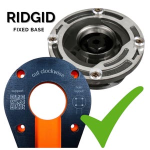 K&ouml;nnte beinhalten: Nahaufnahme einer RIDGID-Festbasis f&uuml;r ein Werkzeug. Die Basis besteht aus Metall und Kunststoff, mit den W&ouml;rtern "cut clockwise" und "hole layout" darauf gedruckt. Ein gr&uuml;nes H&auml;kchen befindet sich in der unteren rechten Ecke.