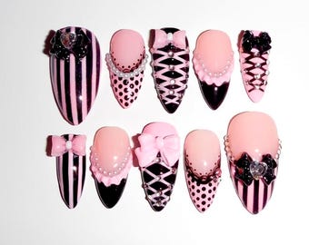 Uñas postizas Victoria Lace Bow, set de uñas coquetas en rosa y negro Y2K