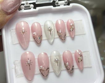 Drücken Sie auf die Nägel: Glitter French Nail Set