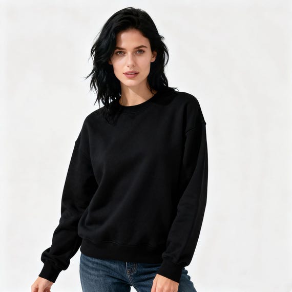 Black Crewneck Sweatshirt for Women, Minimalist Cotton Pullover Top, Casual Everyday Sweatshirt for Spring Autumn Wear