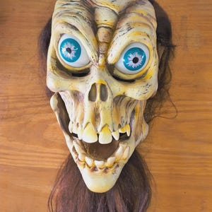 Halloween Mask - Long Hair Demon Ghoul Bright Eyes Latex - 2001 Don Post Mask