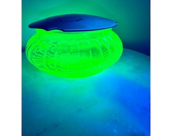 Vintage Uranium Glass Powder Jar Green Glows UV Vanity Dish Depression Era