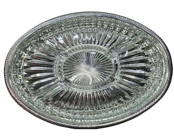 Plateau à relish ovale vintage en métal argenté avec insert en verre taillé en 5 sections gravé