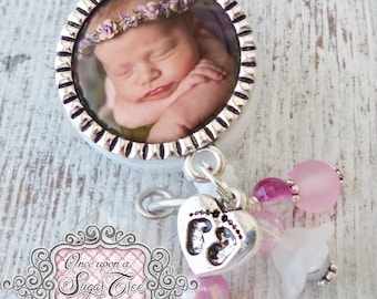Porta badge con foto, foto di bambino, ciondolo con impronta, porta badge RN, regali per infermieri, badge con foto personalizzato, regalo di Natale per infermieri, clip per badge con foto