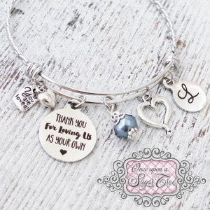 Stiefmoeder Cadeau, Gepersonaliseerde Bangle Bracelet-Mom Sieraden-Dank u voor het houden van ons als je eigen- Verjaardagscadeau voor moeder, bruiloft sieraden, liefde