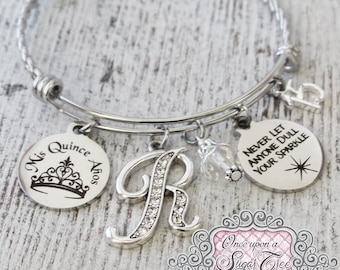 Quinceañera-present, 15-årspresent, 15-årig flickas födelsedag, personligt armband - Mis Quince Anos, låt aldrig någon slöa din gnistra