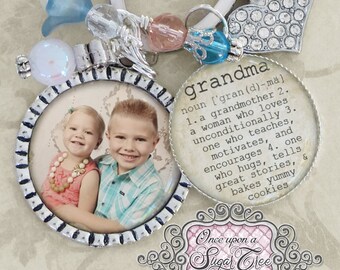 Grandma Gifts for Christmas, Custom Photo Key Chain, Aunt Gifts, Great Grandma Gifts, Photograph, Mother's Day gifts for Grandma, Birthday