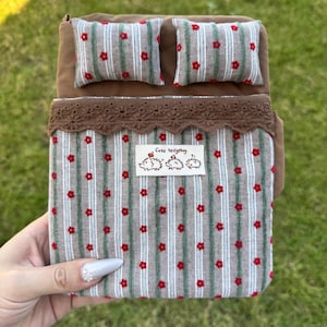 Handmade Linen Floral Kindle Sleeve | Bed Shaped E-reader Pouch, Cottagecore Book Lover Gift