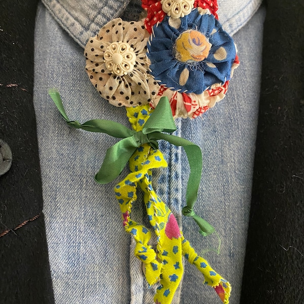 Vintage Handmade Textile YoYo Fabric Broach Brooch Pendant Blue Red White Black Polka Dot Yellow Floral Vintage Buttons #6
