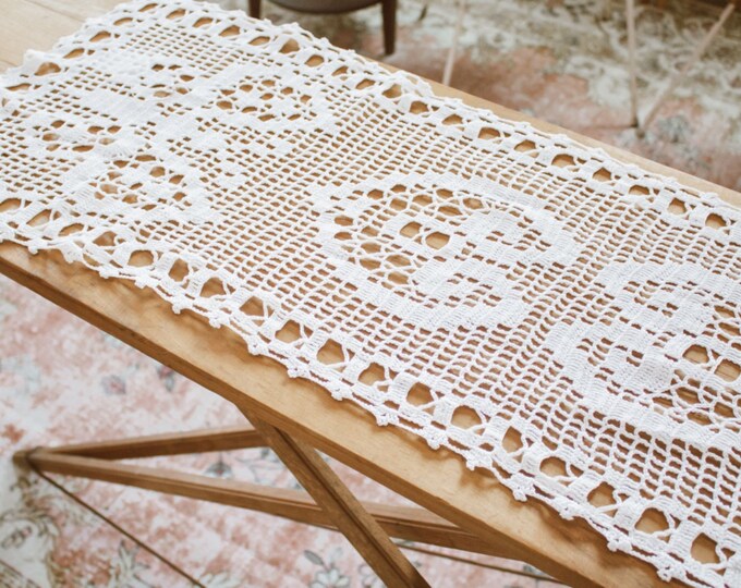 Vintage Crochet Table Runner Etsy