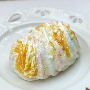 Golden Meringue Dream Squishy