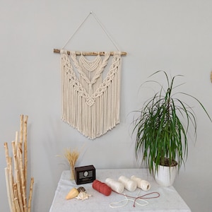 Handmade Macrame Wall Hanging: Bohemian Woven Decor, Natural Cotton