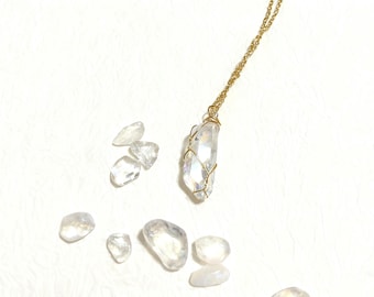Christmas Gift — Crystal Necklace，Natural Clear Quartz, the highest-frequency energy in nature; an irreplaceable, one-of-a-kind gift