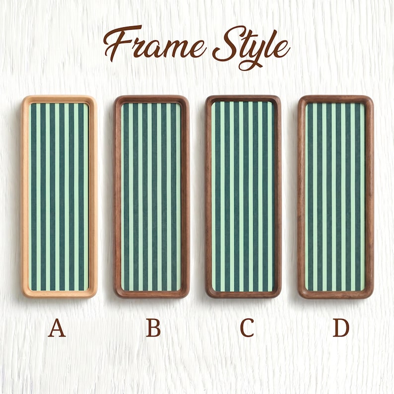 Puede incluir: Cuatro marcos rectangulares de madera etiquetados A, B, C y D, dispuestos horizontalmente. Cada marco presenta un patr&oacute;n de rayas verticales en tonos alternos de verde claro y oscuro. El texto "Frame Style" est&aacute; centrado arriba.