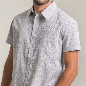 Heilige Geometrie Herren Button Up weißes Hemd Kurzarm Baumwolle Button-Down-Shirt Shipibo Kleidung Geschenk für Männer Weihnachten