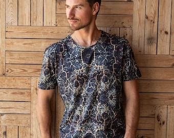 Camiseta de festival masculina estilo psicodélico, inspirada no Burning Man, Psytrance e na moda Goa.