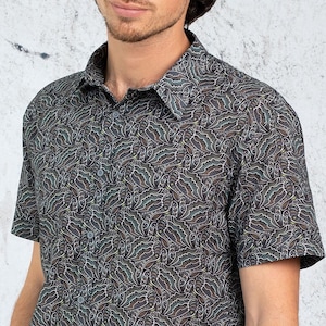 Psychedelic Button Up Shirt, Men Button Down Short Sleeve Hawaiian Shirt, Trippy Festival Clothing, Cool Gift for Him