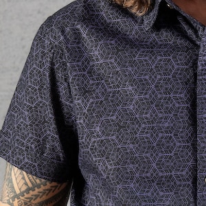 Geometric Mens Button Up Shirt In Black Cube All Over Print Short Sleeved Button Down Shirt Mens Fashion image 2