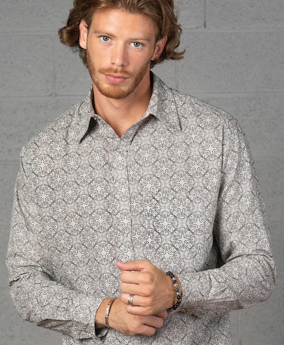 Camisa psicodelica con botones para hombre ropa urbana alternativa boho camisa con botones de manga larga regalos geniales para el Dia del Padre Etsy Mexico
