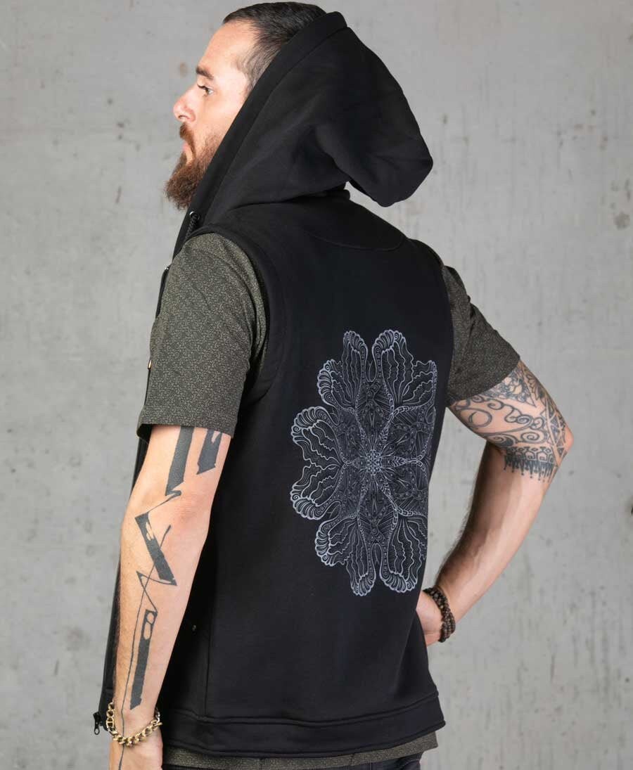 hooded sleeveless jacket