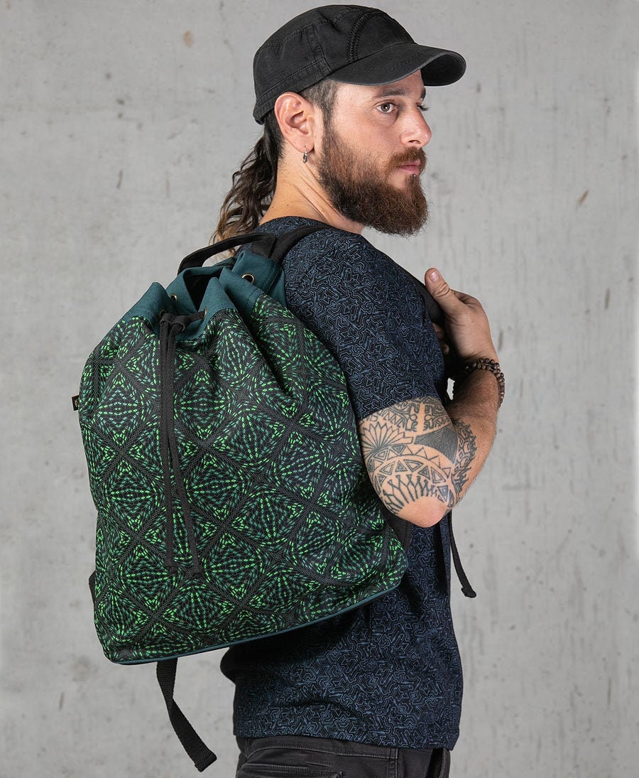 drawstring backpack with padded straps