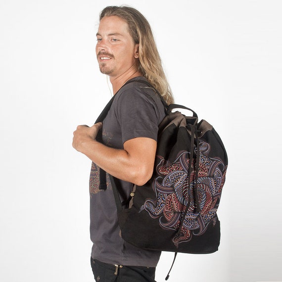 drawstring backpack with padded straps