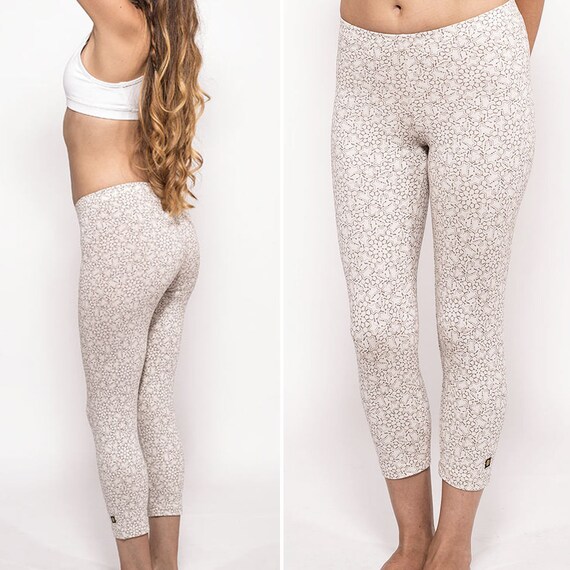white cotton leggings