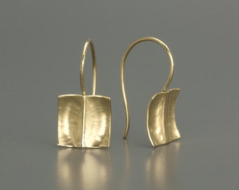 Gold Square Earrings, Gold 14k Earrings, Solid Gold Earrings, Gold Hammered Earrings