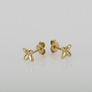 Solid Gold Stud Earrings, 14k Gold Flower Earrings, Small Shiny Yellow Gold Post Earrings, Real Gold Ear Stud, Unique Gift for Her