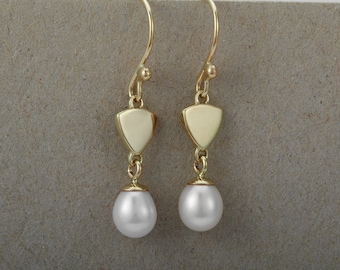 Gold Pearl Earrings, 14k Solid Gold Earrings, Pearl Dangle Earrings, White Freshwater Pearl, Elegant Earrings, Pearl Birthstone Jewelry