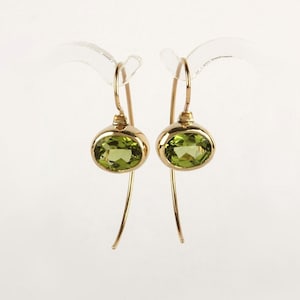 14k Gold Peridot Earrings, Minimalist Birthstone Earrings, Solid Gold Elegant Earrings, Green Stone Drop Earrings, August Birthday Gift