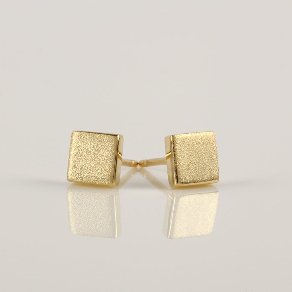 Minimal Curved Square Stud Earrings