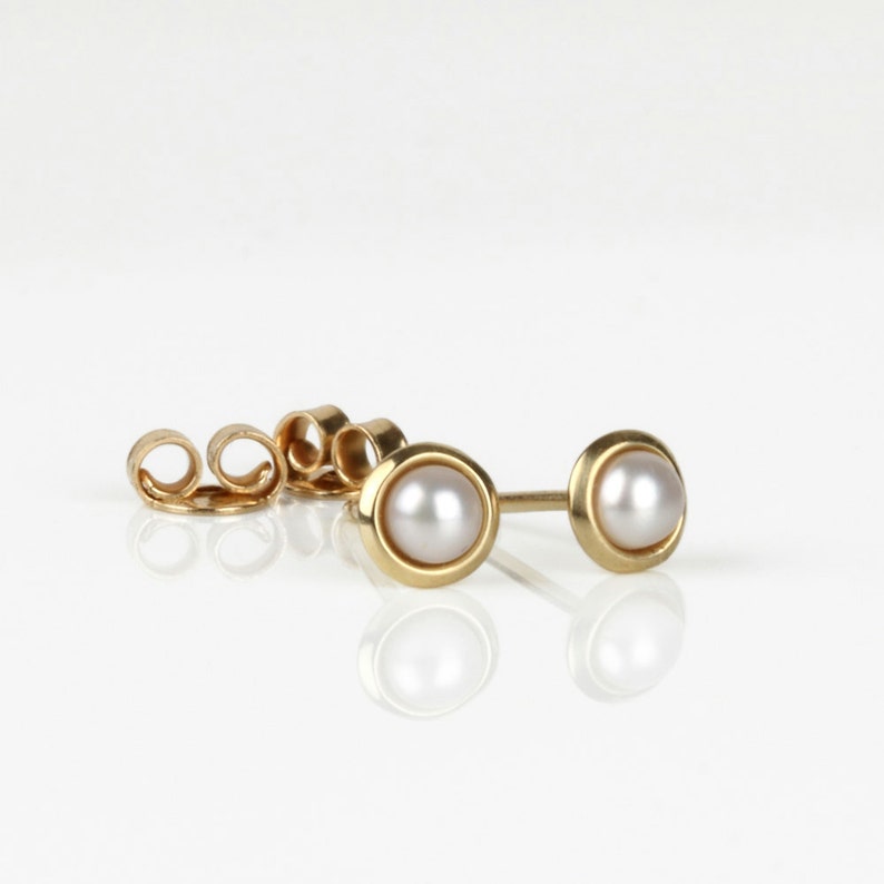 Small Pearl Earrings Gold Pearl Earrings Pearl Stud Earrings - Etsy