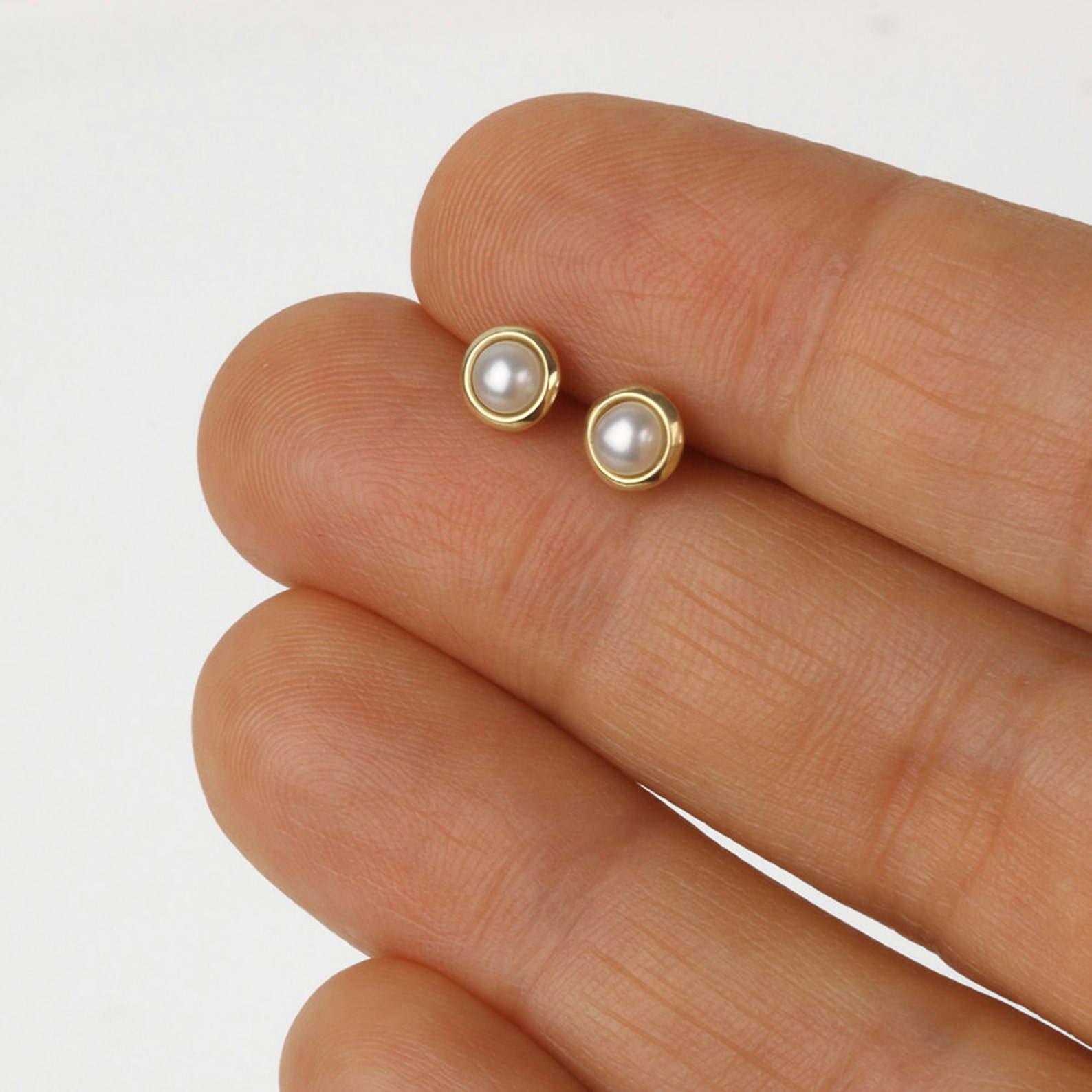 pearl stud earrings