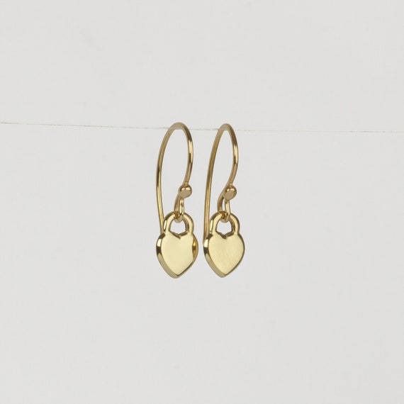 [LLOYD] 韓国アクセ☆14K Gold☆Daily Basic Heart Earrings 14k Yellow Gold Polished Heart Stud Earrings Perfect Gift