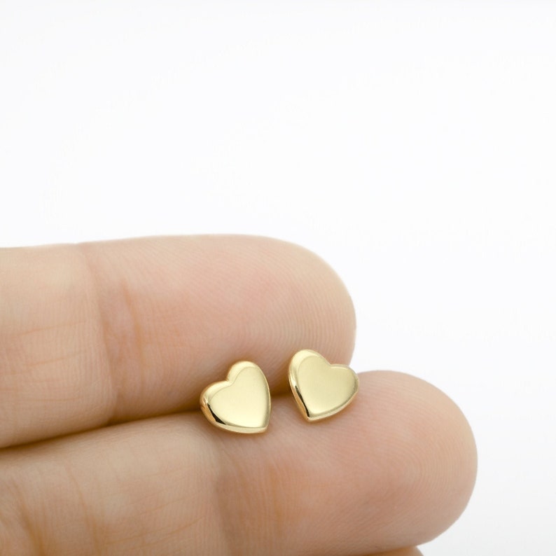 14k Gold Stud Earrings Gold Heart Earrings Solid Gold Heart Etsy