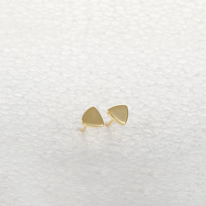 14k Gold Stud Earrings, Minimalist Stud Earrings, Yellow Gold Triangle Earrings, Geometric Earrings, Solid Gold Shiny Post Earrings image 2