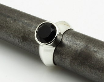 Black Onyx Ring, Contemporary Ring, Modern Silver Ring, Black Stone Ring